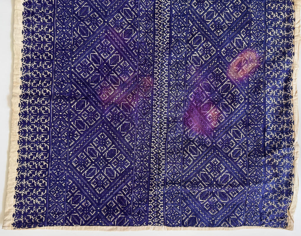 アンティーク モロッコ製フェズ刺繍パネル（紫シルク）