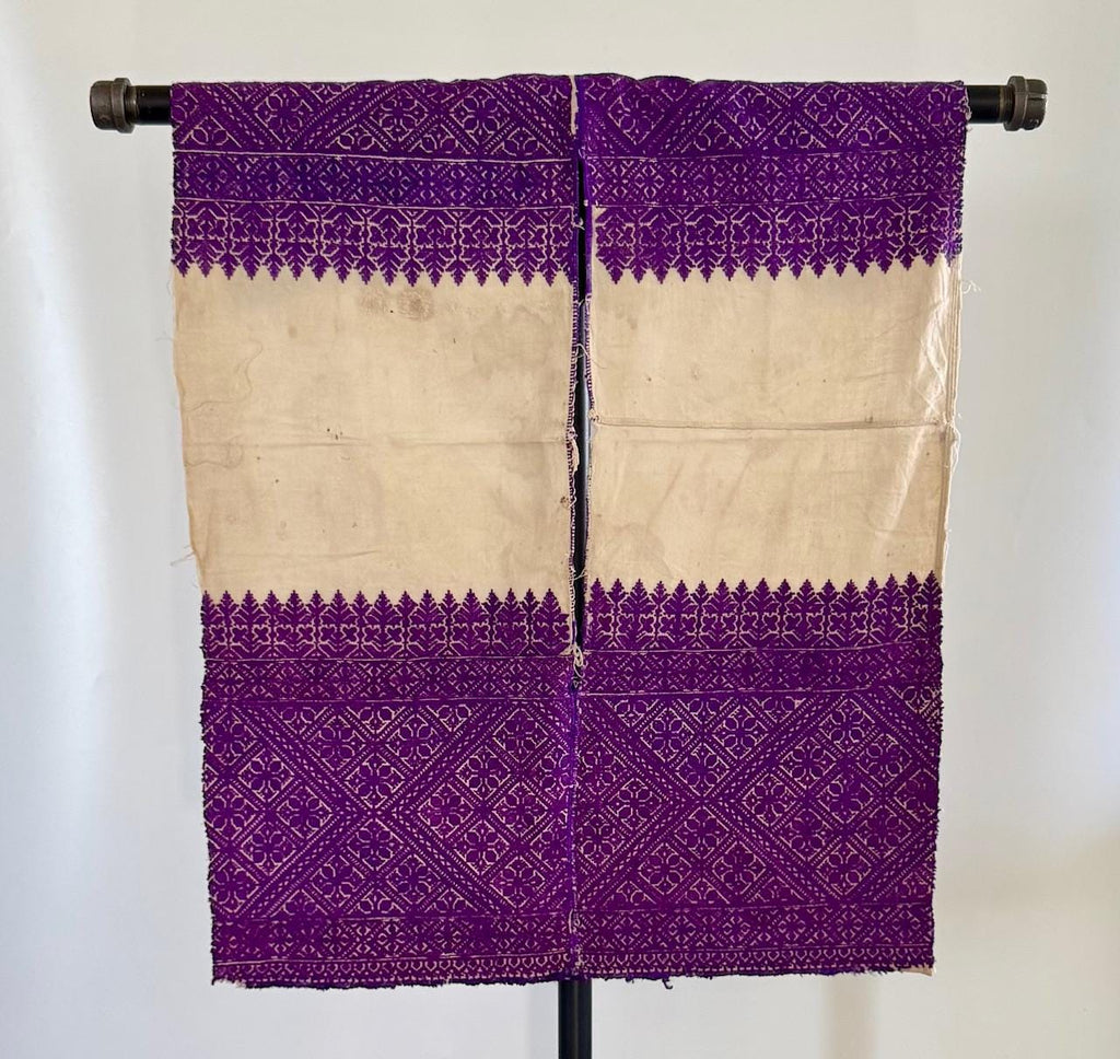 Bordado antiguo de Fez en seda morada